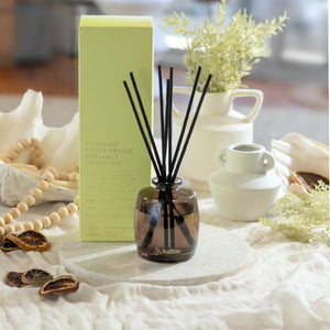 Wild Sage, Bitter Orange, Bergamot, Driftwood
Fragrance Diffuser Set | 220ml